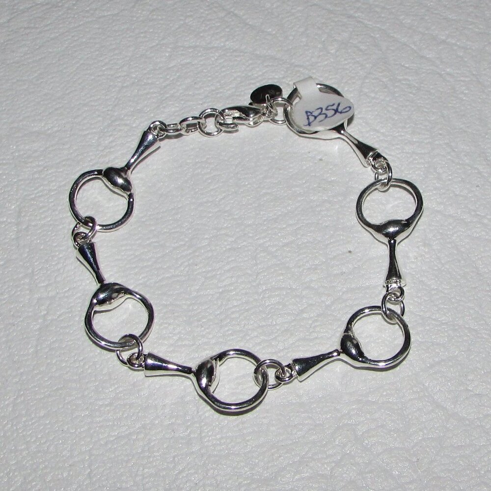 Silver Horsebit Styled Bracelet β NEW